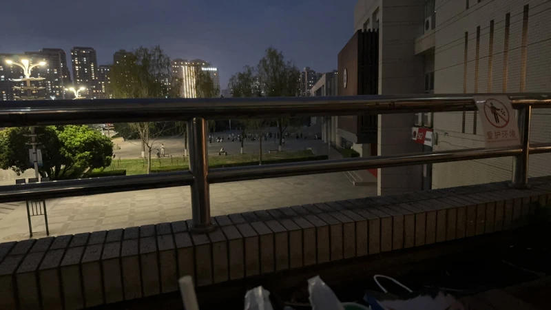 2025 年 3 月 27 日